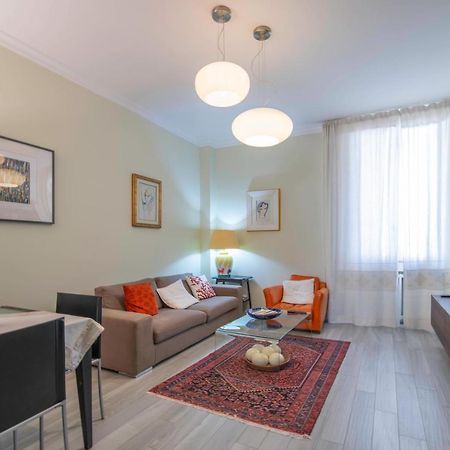 Comfy-Cozy 2 Bedroom-Via Boscovich Milan Bagian luar foto